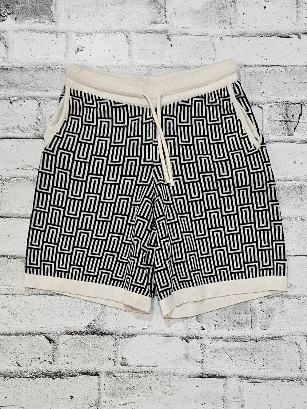 Zara Geometric Knit Shorts Black White Drawstring Casual Lounge Shorts